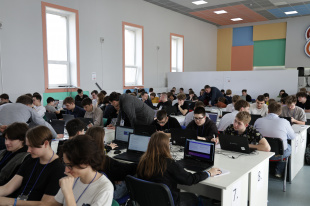 Церемония открытия регионального хакатона, посвященного искусственному интеллекту – «НейроТех – 2025».