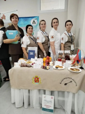 Две школы Владимирской области борются за звание лучшей школьной столовой в стране. 